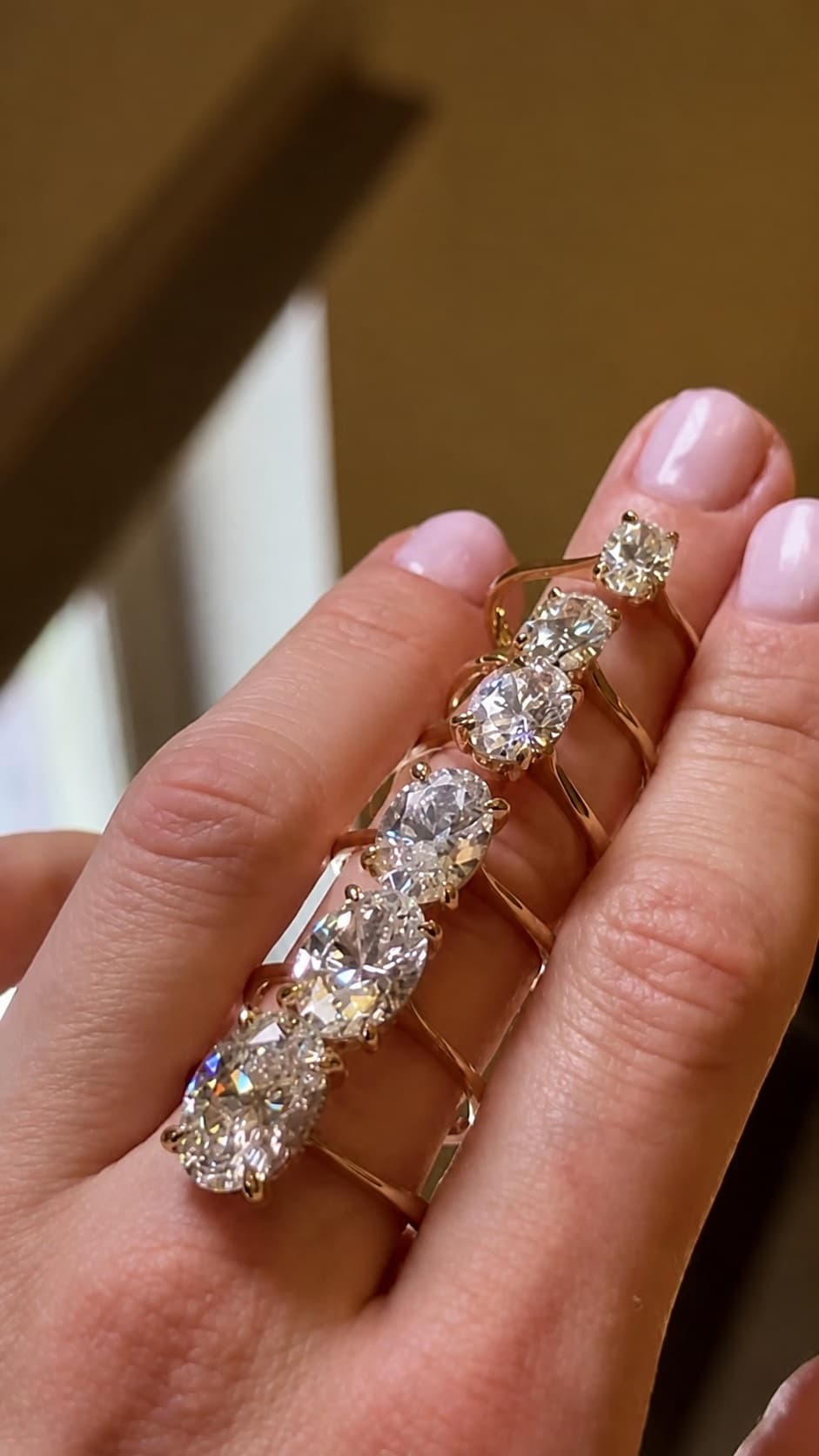 Oval Karat Koleksiyonu